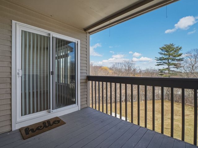 4 Duck Pond Rd 225, Beverly, MA 01915