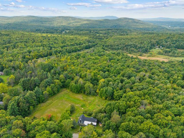 23 Covey Road, Underhill, VT 05489