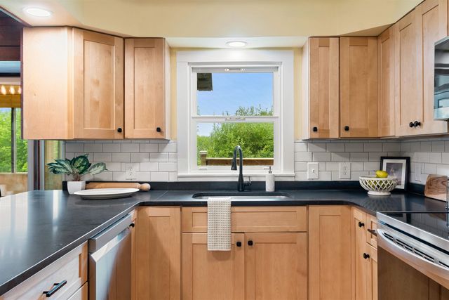 23 Covey Road, Underhill, VT 05489