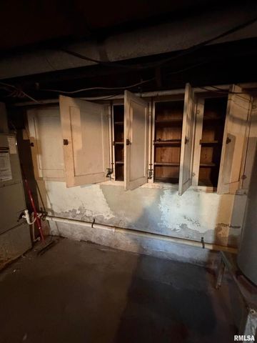 510 N MAPLE Street, Benton, IL 62812