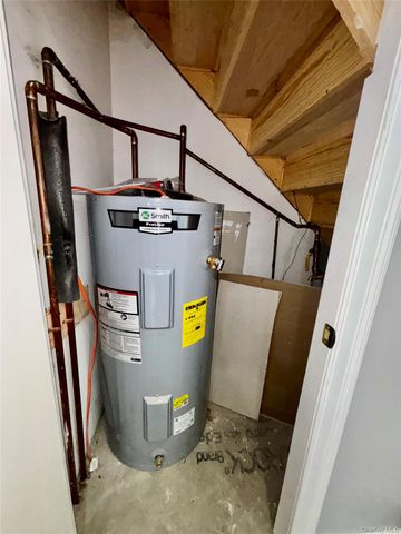 40-06 Rockaway Beach Boulevard, Far Rockaway, NY 11691