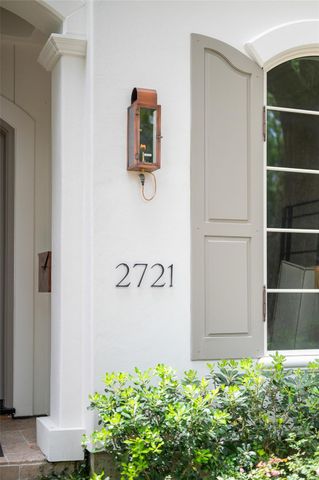 2721 Fenwood Road, West University Place, TX 77005
