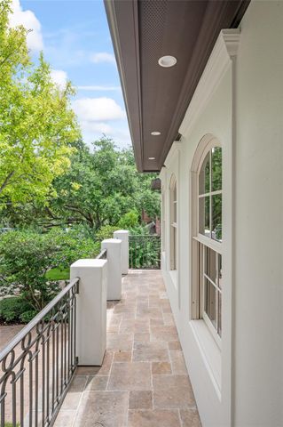 2721 Fenwood Road, West University Place, TX 77005