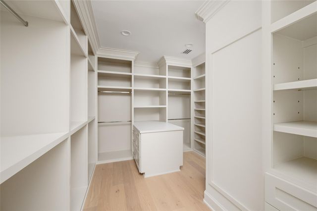 2721 Fenwood Road, West University Place, TX 77005