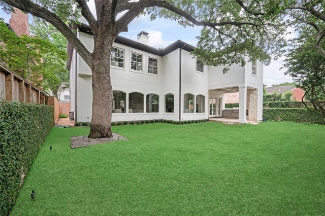 2721 Fenwood Road, West University Place, TX 77005