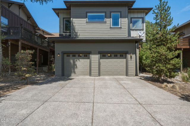 1299 NW Ogden Avenue, Bend, OR 97703