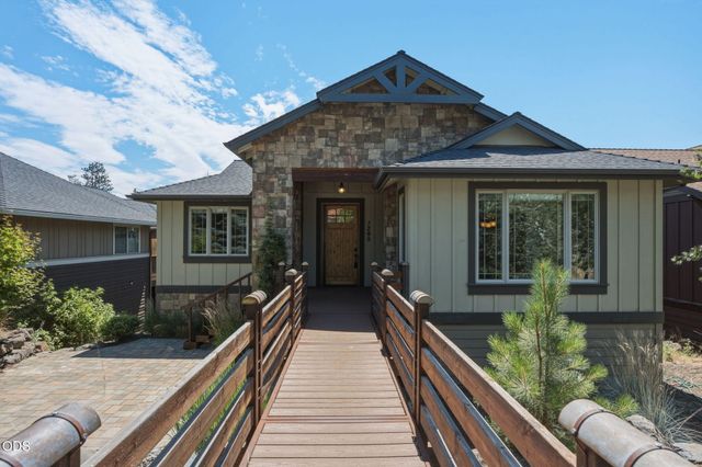 1299 NW Ogden Avenue, Bend, OR 97703