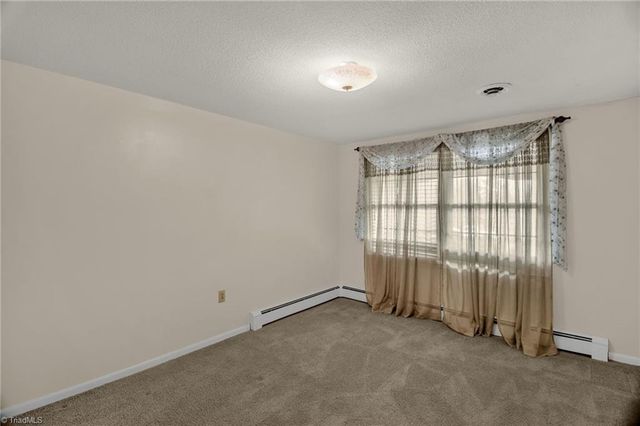 387 Ledford Circle, High Point, NC 27265