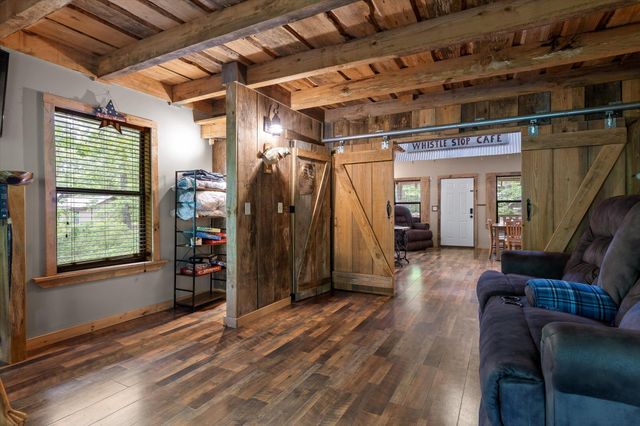 65 Rocky Top Trail, Trenton, GA 30752