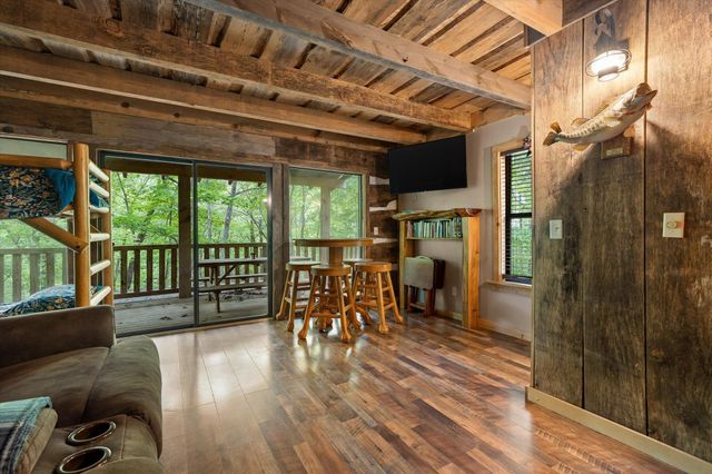 65 Rocky Top Trail, Trenton, GA 30752