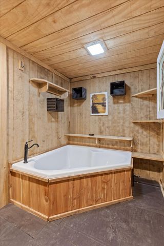 65 Rocky Top Trail, Trenton, GA 30752