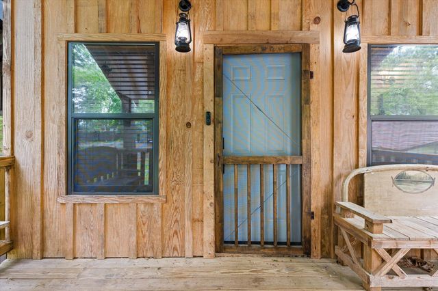 65 Rocky Top Trail, Trenton, GA 30752