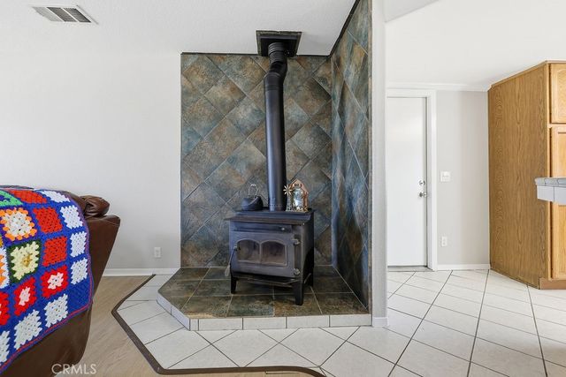 7624 E Avenue U, Littlerock, CA 93543