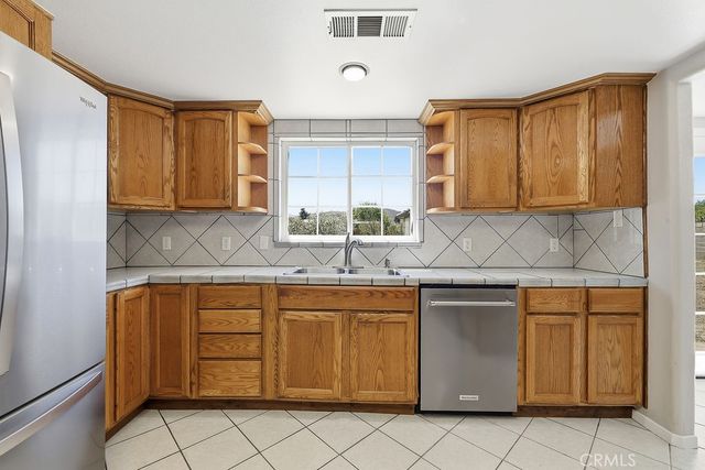 7624 E Avenue U, Littlerock, CA 93543