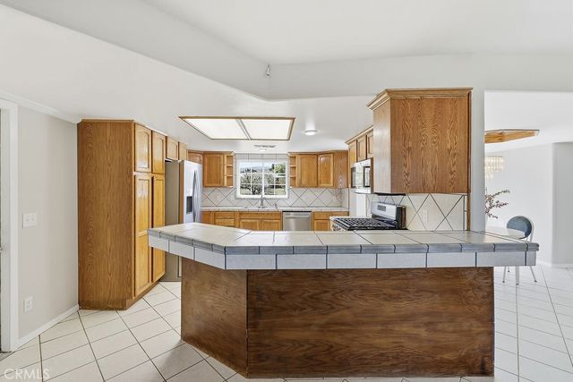7624 E Avenue U, Littlerock, CA 93543