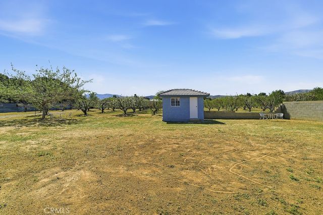 7624 E Avenue U, Littlerock, CA 93543