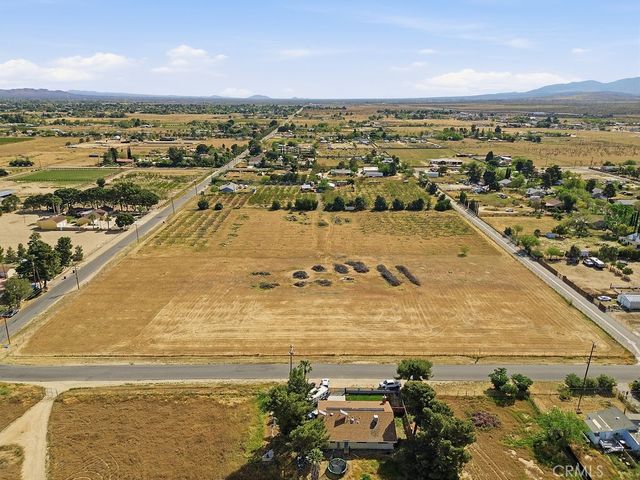 7624 E Avenue U, Littlerock, CA 93543