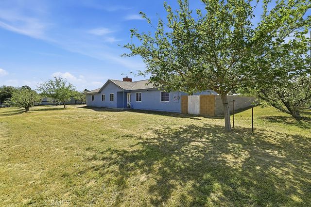 7624 E Avenue U, Littlerock, CA 93543