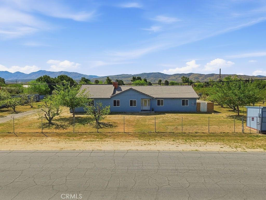 7624 E Avenue U, Littlerock, CA 93543