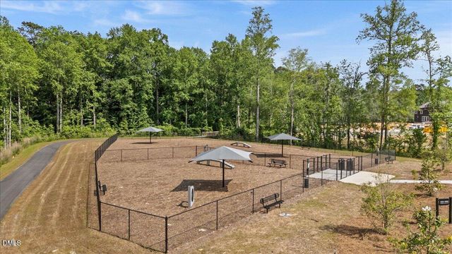 948 Kensley Grove Lane, Fuquay Varina, NC 27526