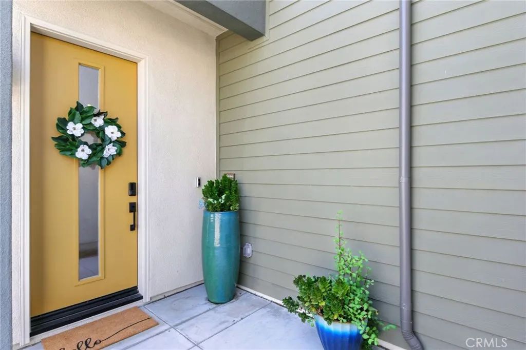 27475 Mercantile Court, Valencia, CA 91381