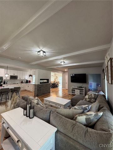 4485 Apulia Road, Dewitt, NY 13078