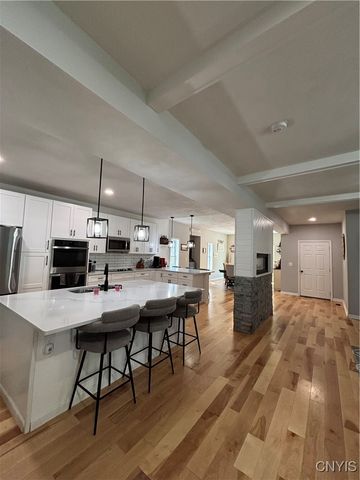 4485 Apulia Road, Dewitt, NY 13078