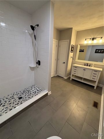 4485 Apulia Road, Dewitt, NY 13078