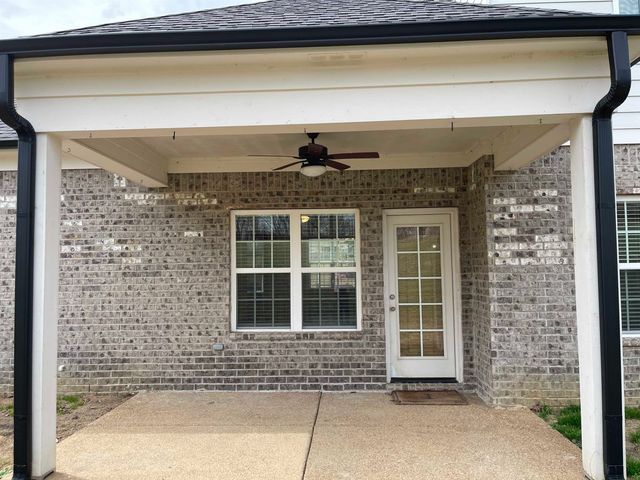 128 LOCH HAVEN CV S, Atoka, TN 38004