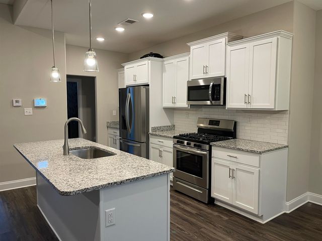 128 LOCH HAVEN CV S, Atoka, TN 38004