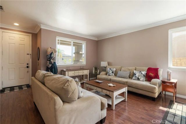 30511 Corsica, Castaic, CA 91384