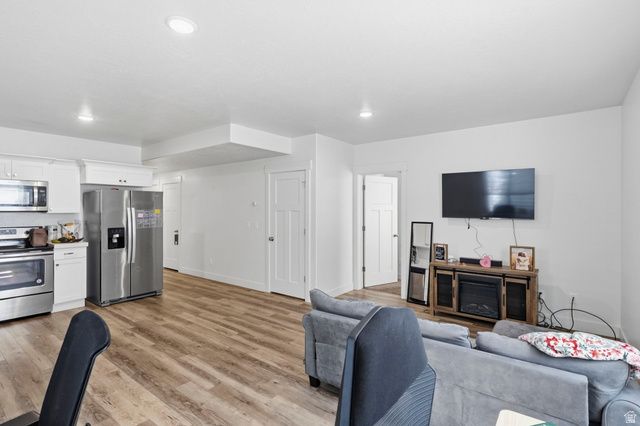 313 E 170 N, Vineyard, UT 84059