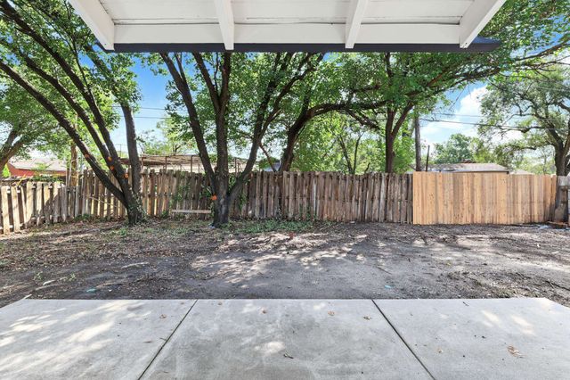 1026 N Kevin, Wichita, KS 67208