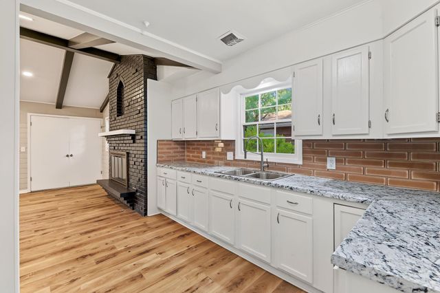 1026 N Kevin, Wichita, KS 67208