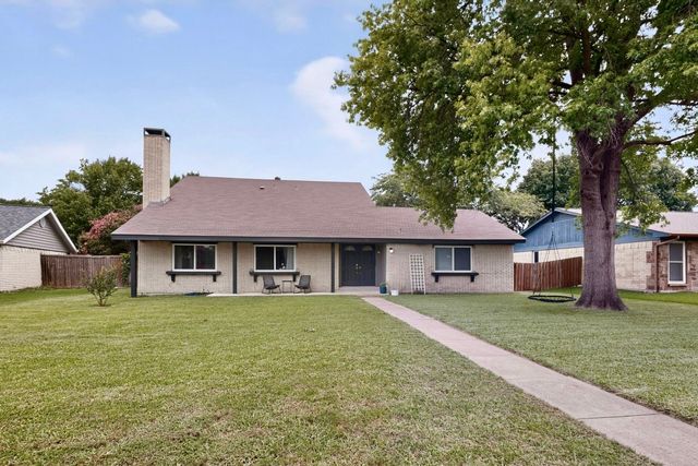 13 Grant Circle, Richardson, TX 75081