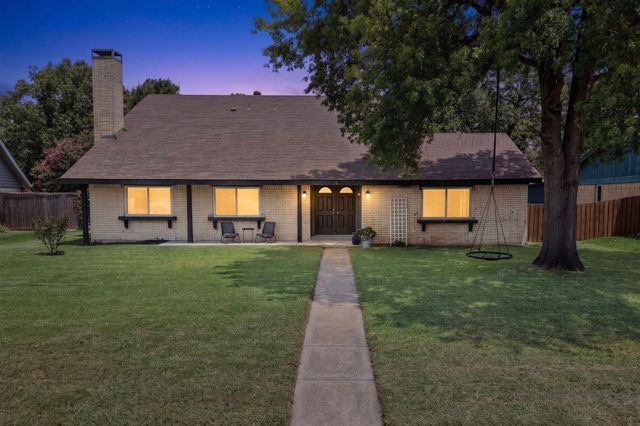 13 Grant Circle, Richardson, TX 75081