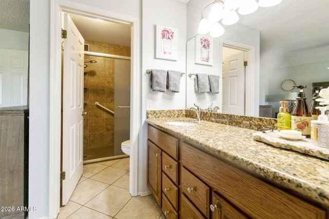 725 S ARROWWOOD Way, Mesa, AZ 85208