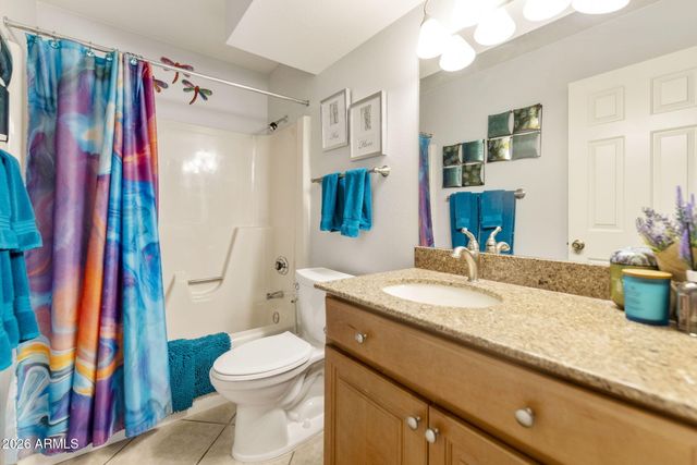 725 S ARROWWOOD Way, Mesa, AZ 85208