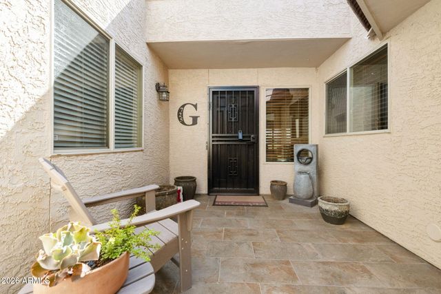 725 S ARROWWOOD Way, Mesa, AZ 85208