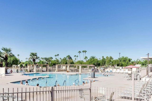 725 S ARROWWOOD Way, Mesa, AZ 85208