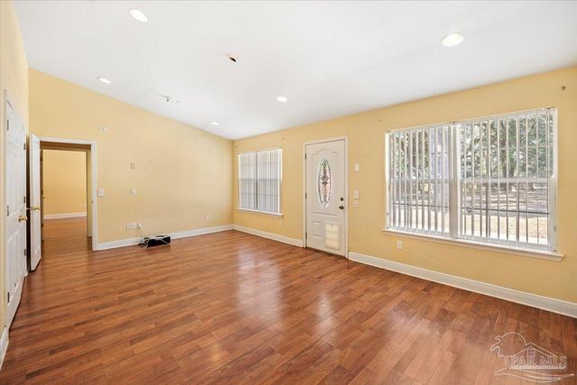 4856 Aleff Rd, Pace, FL 32571