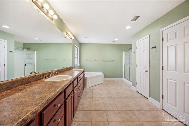 4856 Aleff Rd, Pace, FL 32571