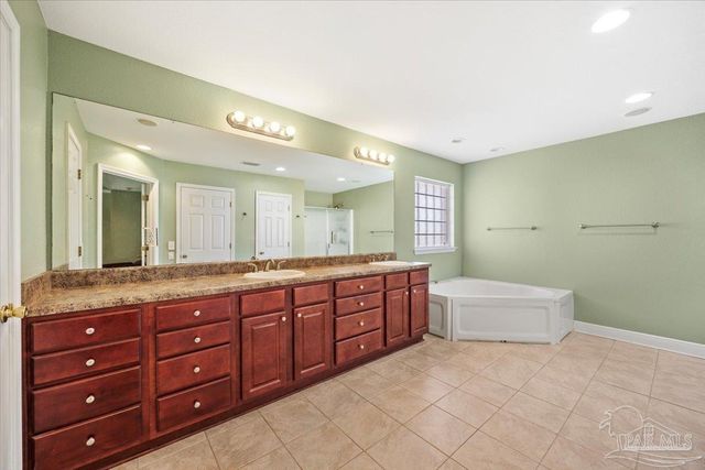 4856 Aleff Rd, Pace, FL 32571