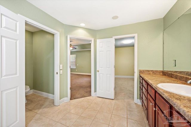 4856 Aleff Rd, Pace, FL 32571