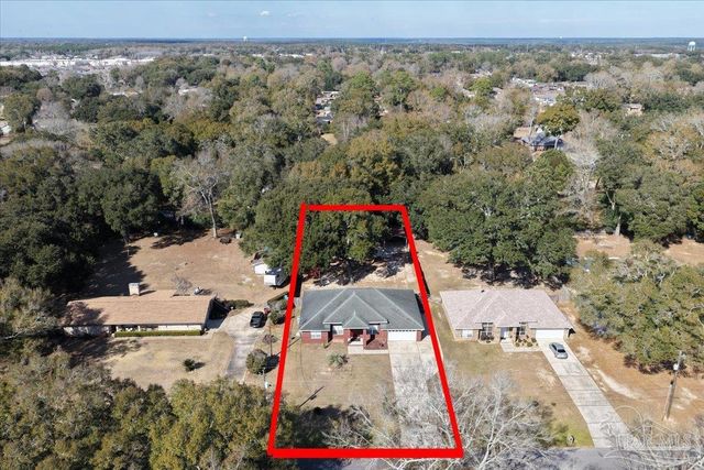 4856 Aleff Rd, Pace, FL 32571