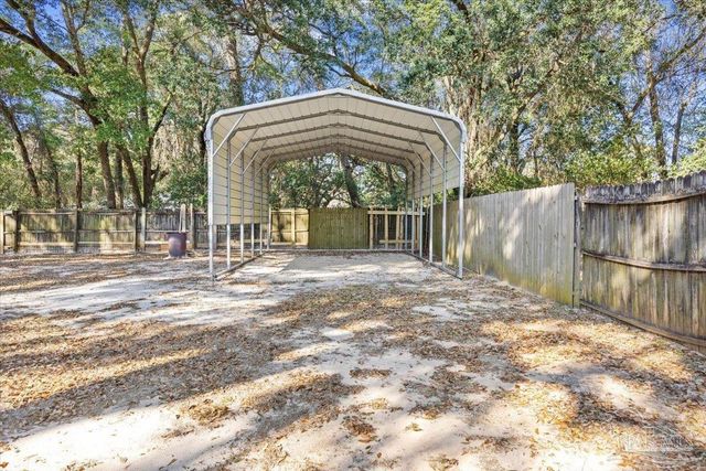 4856 Aleff Rd, Pace, FL 32571