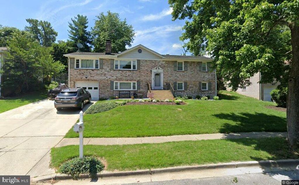 9807 CHURCHILL DR, Upper Marlboro, MD 20772