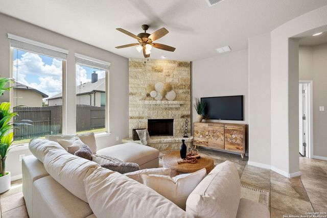 9710 Monken, Boerne, TX 78006