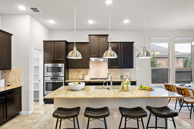 9710 Monken, Boerne, TX 78006