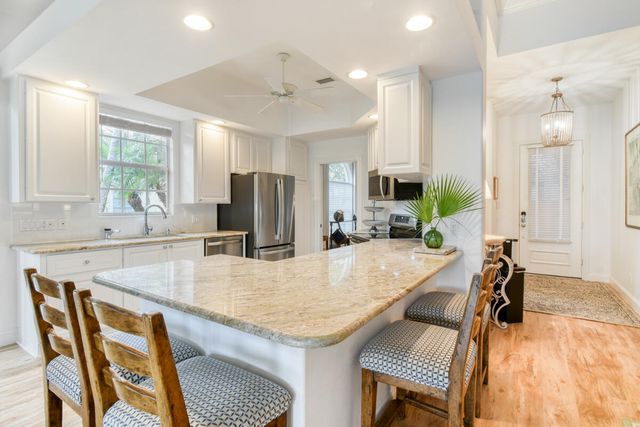 8297 SE Angelina Court, Hobe Sound, FL 33455